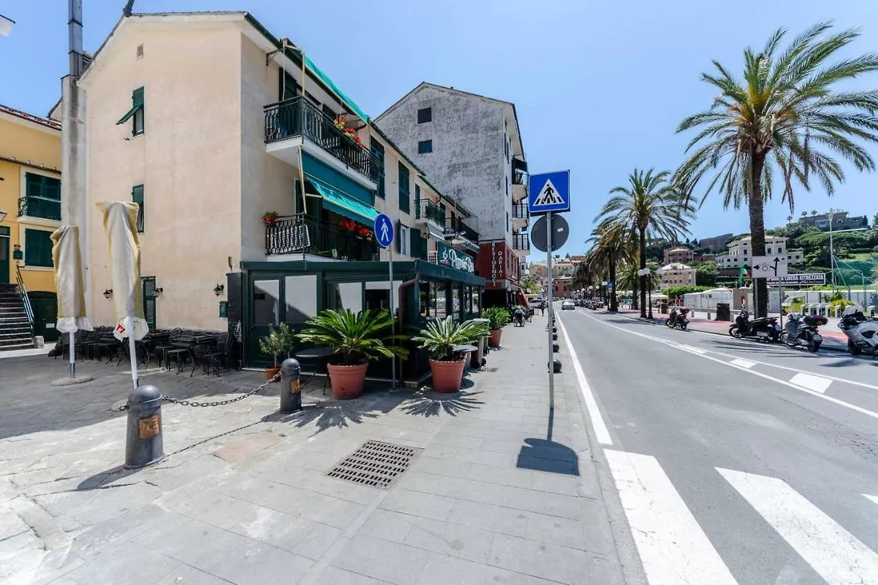 Joivy Inviting 1-Bed Flat, Close To 2 Beaches, Sestri Levante 0*,  Italy
