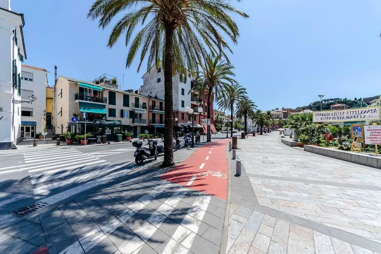 Joivy Inviting 1-Bed Flat, Close To 2 Beaches, Sestri Levante Apartment