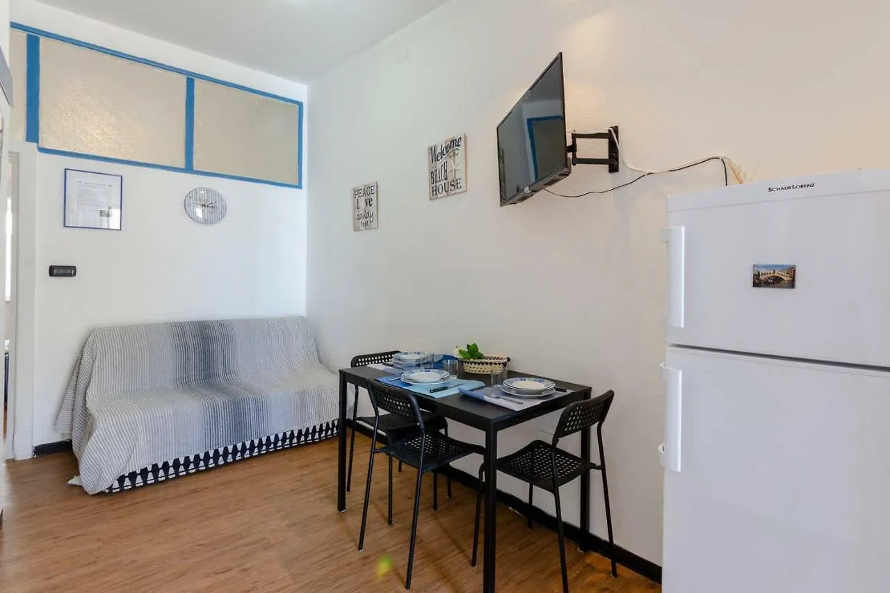 Joivy Inviting 1-Bed Flat, Close To 2 Beaches, 东塞斯特里 意大利