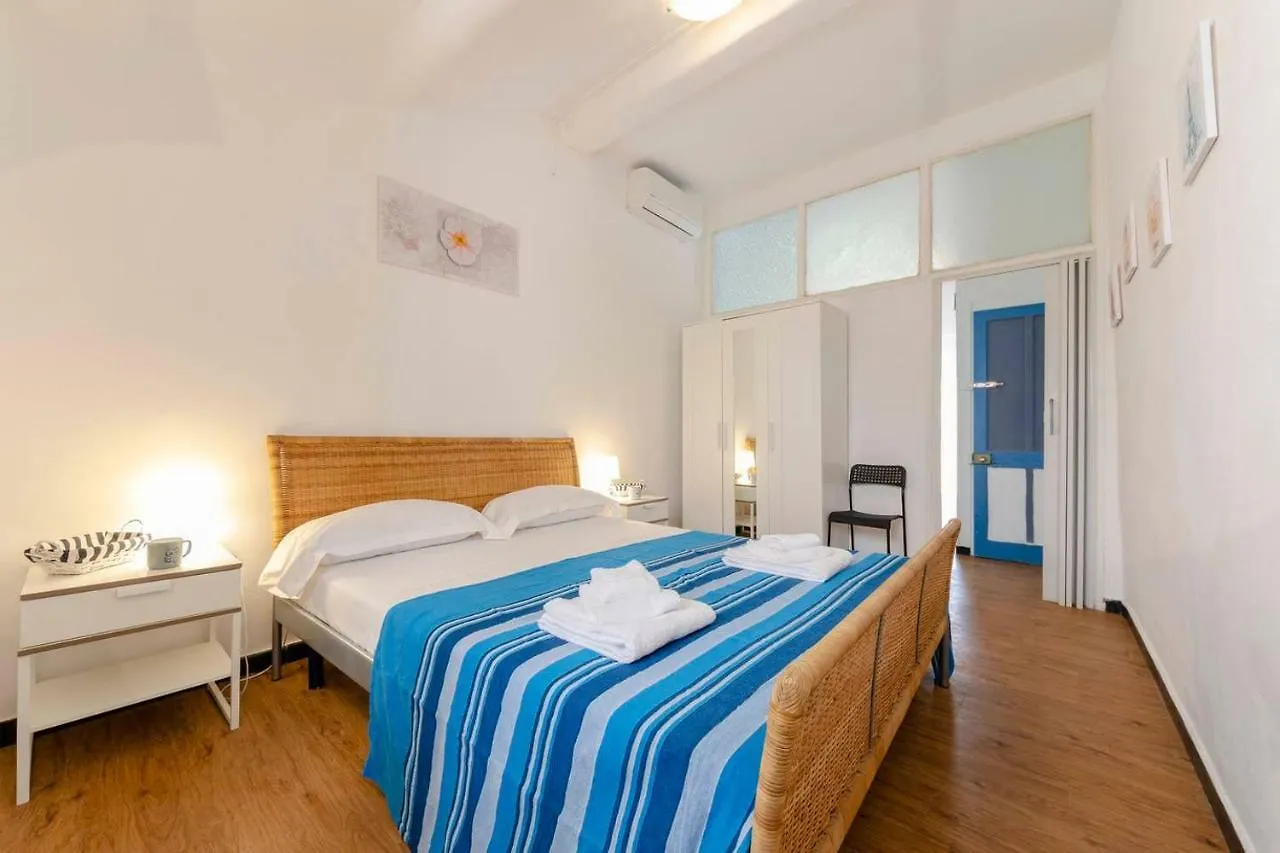 Joivy Inviting 1-Bed Flat, Close To 2 Beaches, 东塞斯特里 0*,  意大利